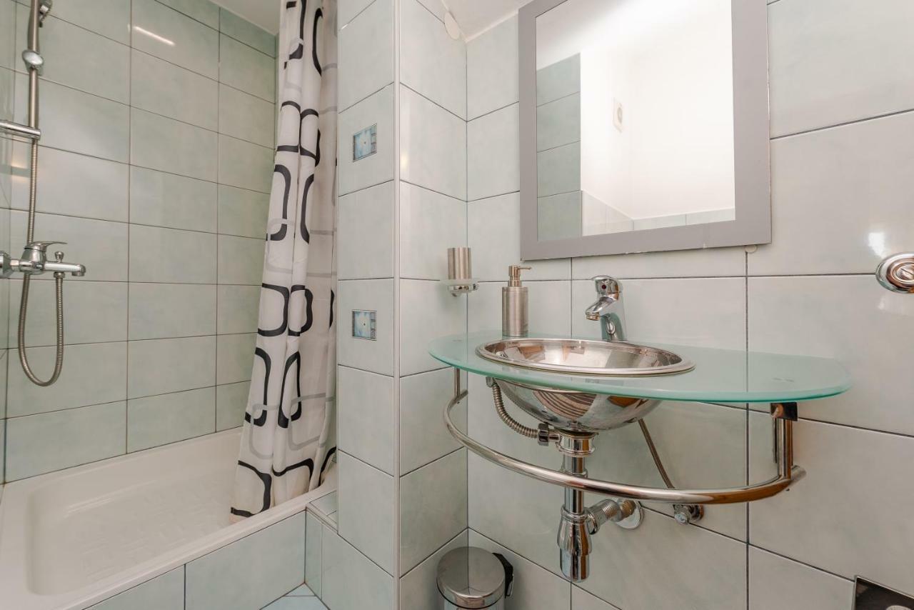 Romantic Oasis Apartments 扎达尔 外观 照片