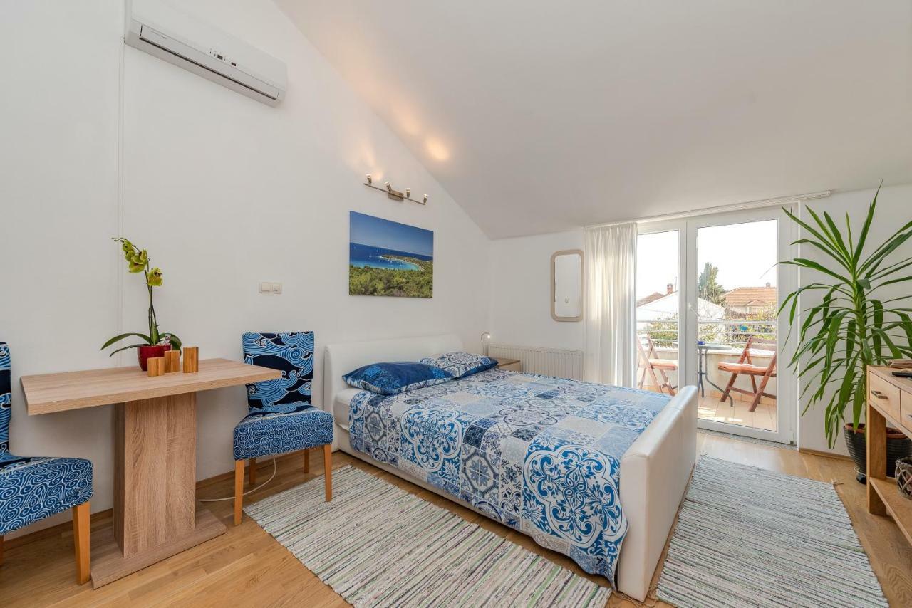 Romantic Oasis Apartments 扎达尔 外观 照片