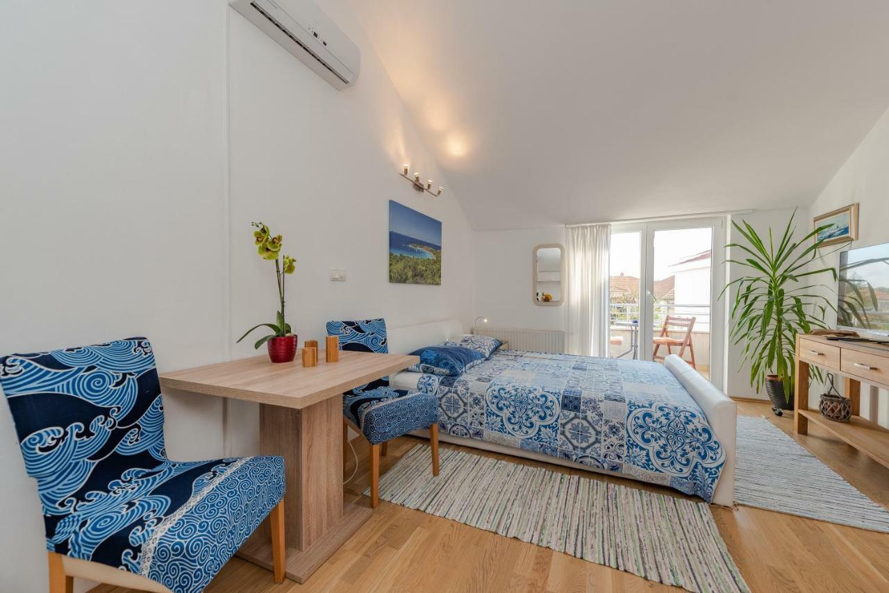 Romantic Oasis Apartments 扎达尔 外观 照片